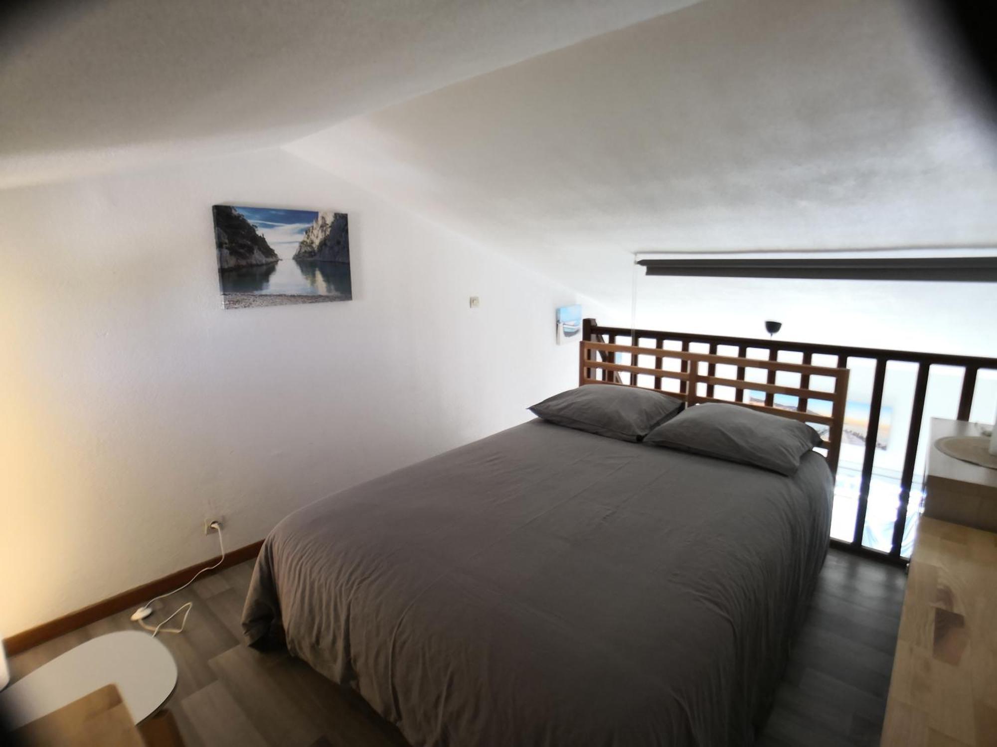 Apartment Duplex Port